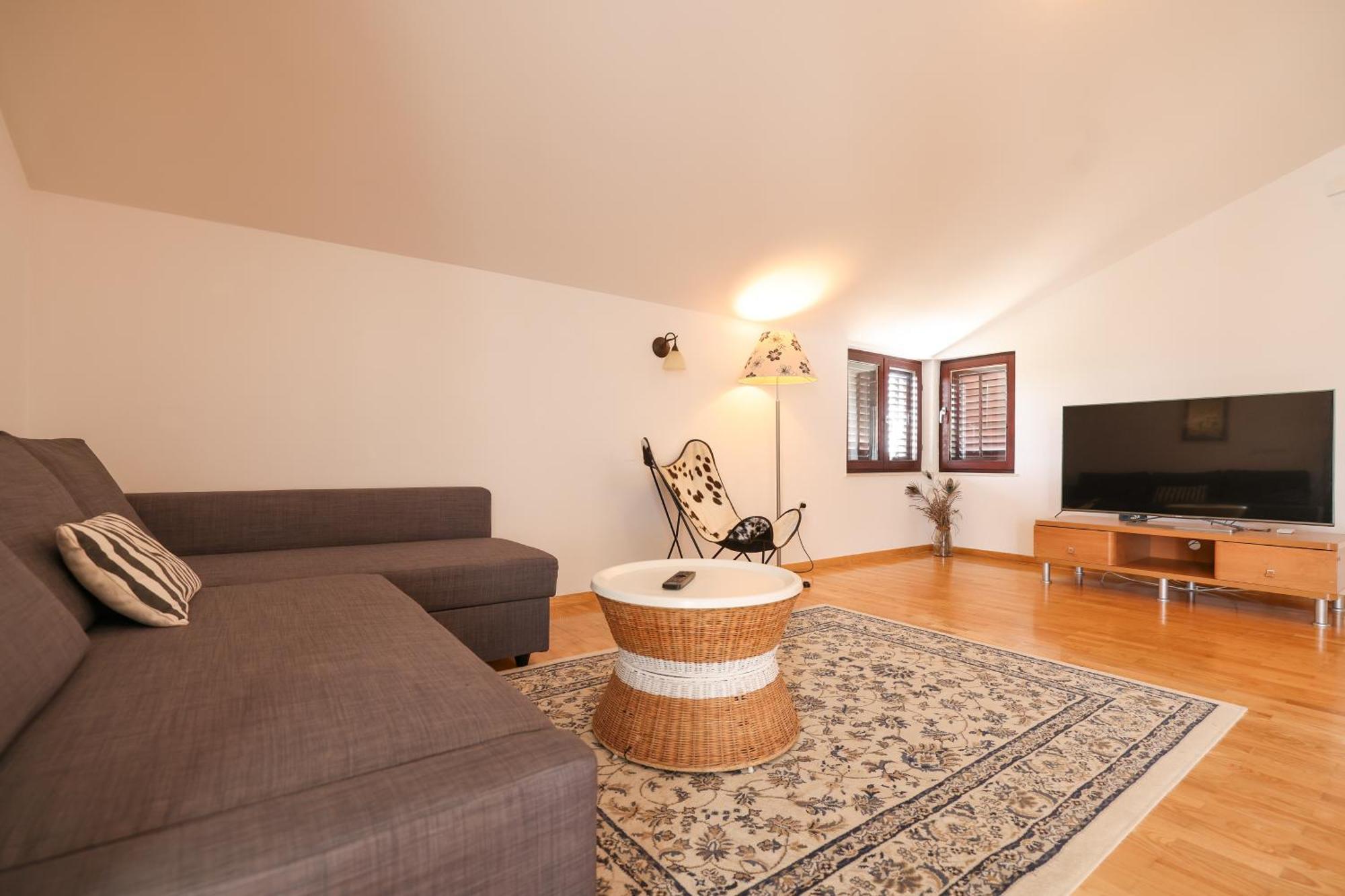 Apartments And A Room Ina Zadar Exterior foto